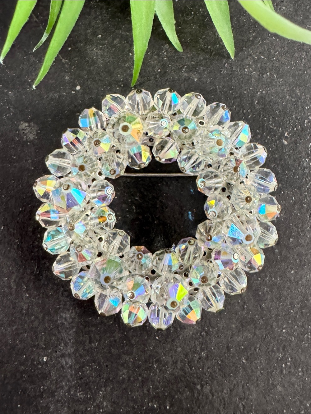 Vintage 50s Retro Aurora Borealis Faceted Crystal Bead Wreath Circle Brooch Pin